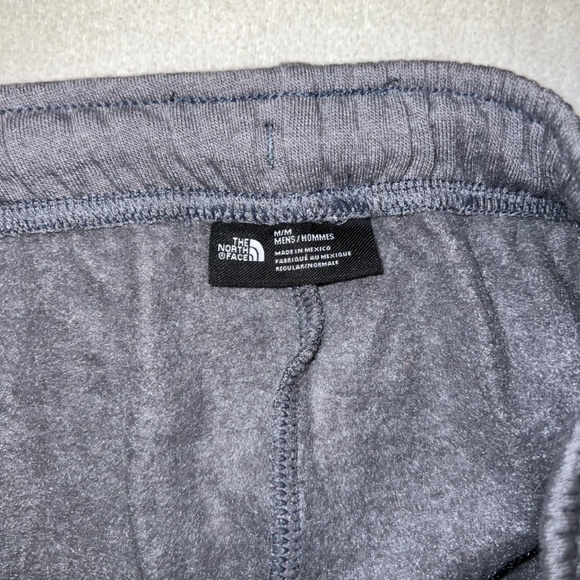 Mens North Face Medium Sweat Short - Picture 2 of 3